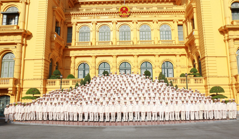 Các đại biểu dự Đại hội Đảng bộ CATW lần thứ VII, nhiệm kỳ 2020 – 2025. Các đại biểu dự Đại hội Đảng bộ CATW lần thứ VII, nhiệm kỳ 2020 – 2025.