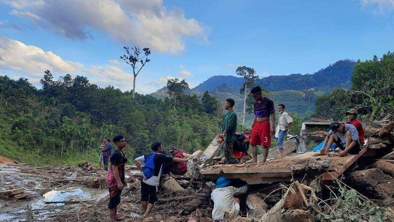 Khu vực Trà Leng, Nam Trà My đã tiếp tục mưa trở lại từ đêm 29/10 Khu vực Trà Leng, Nam Trà My đã tiếp tục mưa trở lại từ đêm 29/10