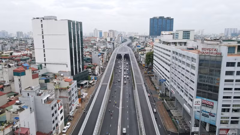 Đường vành đai 2 trên cao đoạn Ngã Tư Sở- Vĩnh Tuy sắp hoàn thiện, đưa vào khai thác