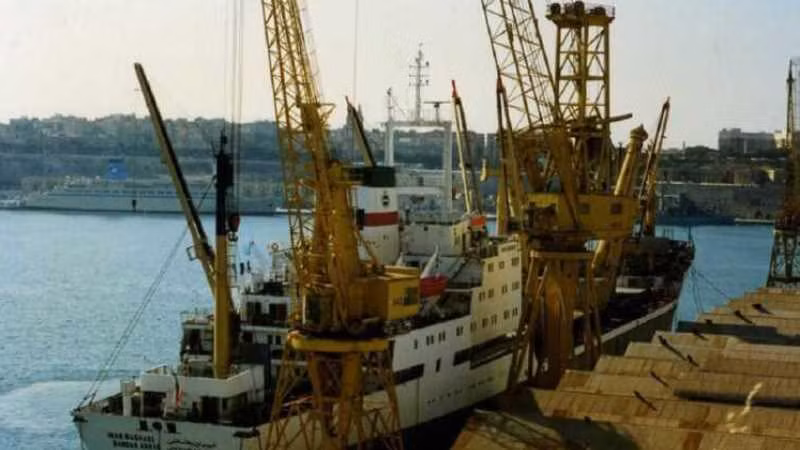 Một tàu chở hàng của Iran