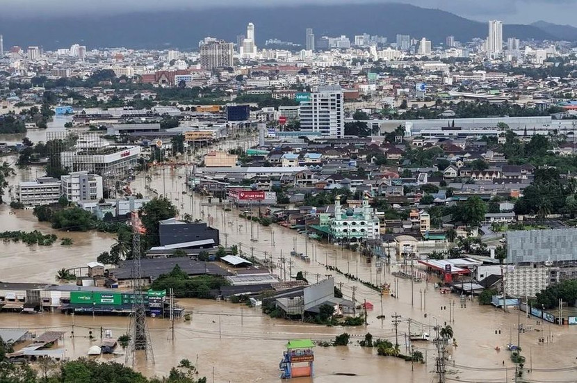 Ngập lụt diện rộng tại Hat Yai, miền Nam Thái Lan Ngập lụt diện rộng tại Hat Yai, miền Nam Thái Lan