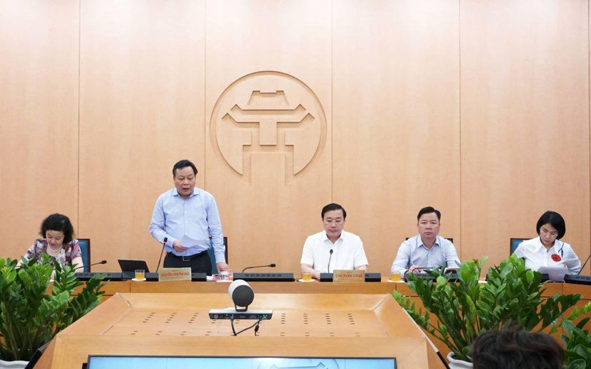 Phó Bí thư Thành ủy Hà Nội Nguyễn Văn Phong phát biểu chỉ đạo tại hội nghị