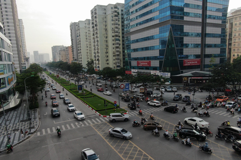 Tuyến đường Lê Văn Lương là trục giao thông quan trọng phía Tây Thủ đô Tuyến đường Lê Văn Lương là trục giao thông quan trọng phía Tây Thủ đô