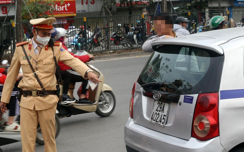 Hành vi che biển số, cố tình chỉnh sửa vào biển số xe sẽ bị xử phạt nặng hơn (ảnh minh họa)
