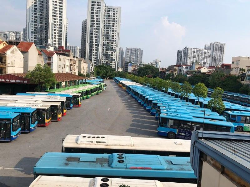 Xe buýt trên địa bàn TP Hà Nội tiếp tục tạm dừng hoạt động