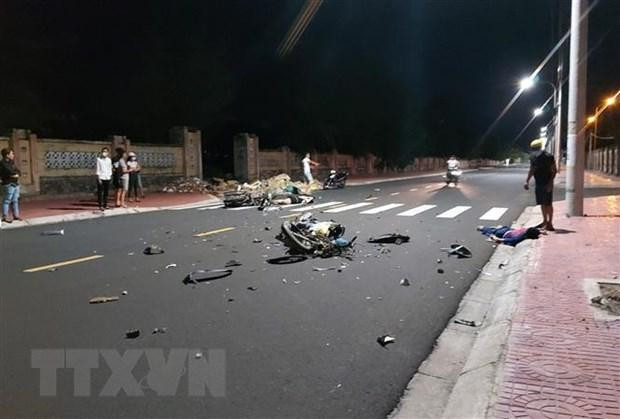 Hiện trường vụ tai nạn giao thông đặc biệt nghiêm trọng ở Phú Thọ làm 5 người chết vào đêm qua (ảnh TTXVN) Hiện trường vụ tai nạn giao thông đặc biệt nghiêm trọng ở Phú Thọ làm 5 người chết vào đêm qua (ảnh TTXVN)