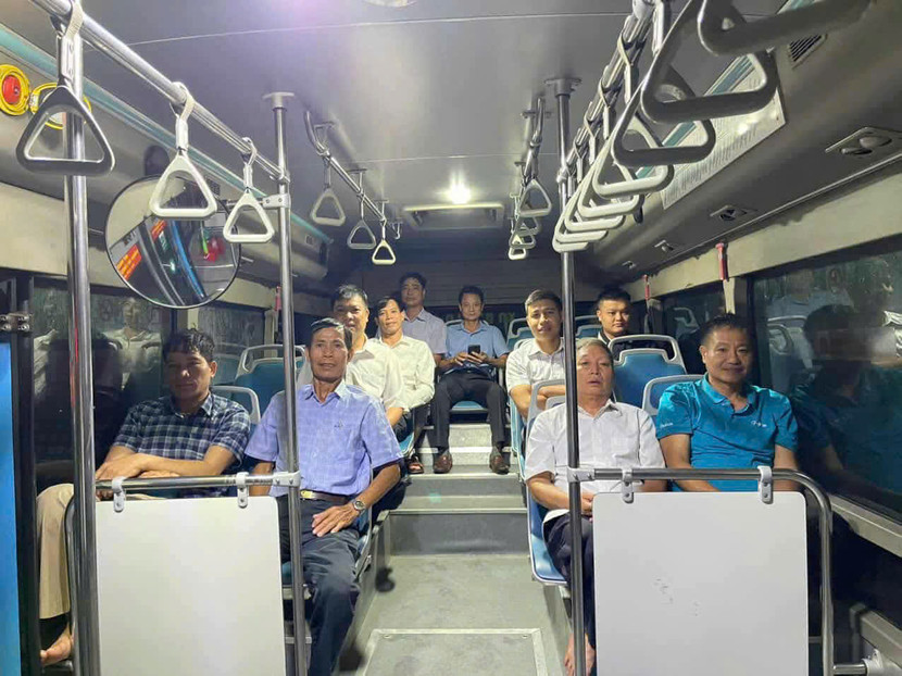 Tuyến xe buýt đầu tiên kết nối xã đảo Minh Châu với trung tâm TP