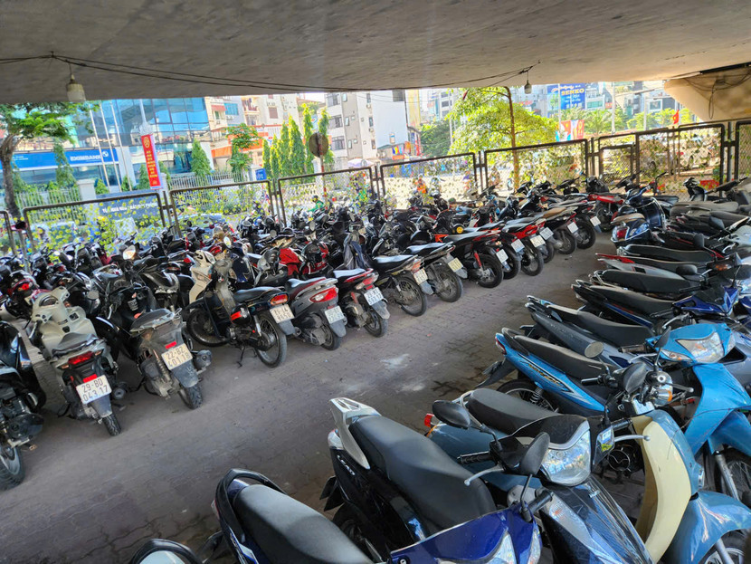 Phó Thủ tướng Trần Hồng Hà yêu cầu gắn trách nhiệm của Chủ tịch xã, phường nếu để xảy ra việc trông giữ xe dưới gầm cầu Phó Thủ tướng Trần Hồng Hà yêu cầu gắn trách nhiệm của Chủ tịch xã, phường nếu để xảy ra việc trông giữ xe dưới gầm cầu