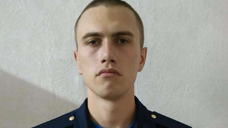 Anton Makarov - binh sĩ xả súng khiến 3 đồng đội thiệt mạng Anton Makarov - binh sĩ xả súng khiến 3 đồng đội thiệt mạng