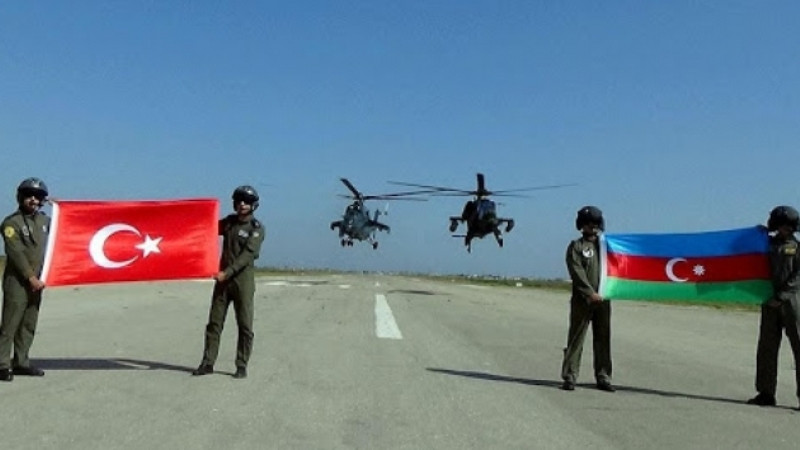 Thổ Nhĩ Kỳ ồ ạt chuyển quân và vũ khí đến biên giới với Armenia, ngày 16-11-2020