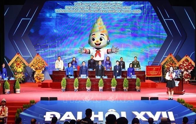 Đoàn Chủ tịch điều hành Đại hội Đại biểu Đoàn TNCS Hồ Chí Minh thành phố Hà Nội lần thứ XVII, nhiệm kỳ 2025 - 2030.