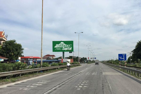 Việc sửa chữa quốc lộ 5 vẫn chưa được hoàn thiện