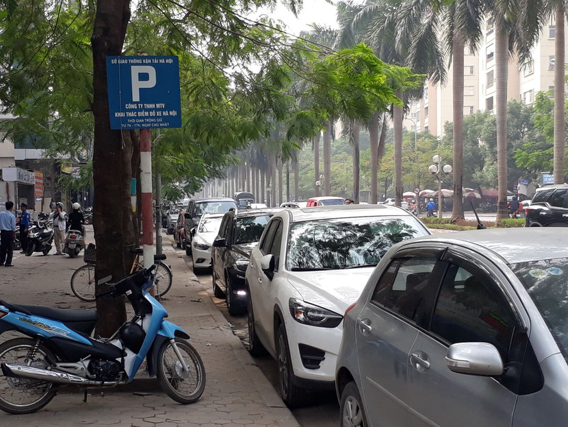 Hà Nội yêu cầu các điểm trông giữ phương tiện phải triển khai &quot;không tiền mặt&quot;
