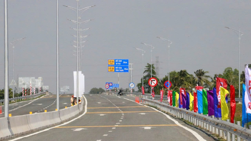 Kiểm tra việc nâng cấp đường Cao Lãnh- Lộ Tẻ cơ quan chức năng phát hiện nhiều tồn tại, bất cập (ảnh minh hoạ)