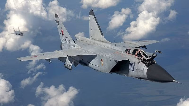 Tiêm kích MiG-31 của Nga