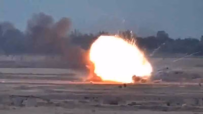 Nổ lớn sau vụ tấn công của Armenia nhằm vào đoàn xe chở đạn dược của Azecbaijan, ngày 29-9-2020 Nổ lớn sau vụ tấn công của Armenia nhằm vào đoàn xe chở đạn dược của Azecbaijan, ngày 29-9-2020