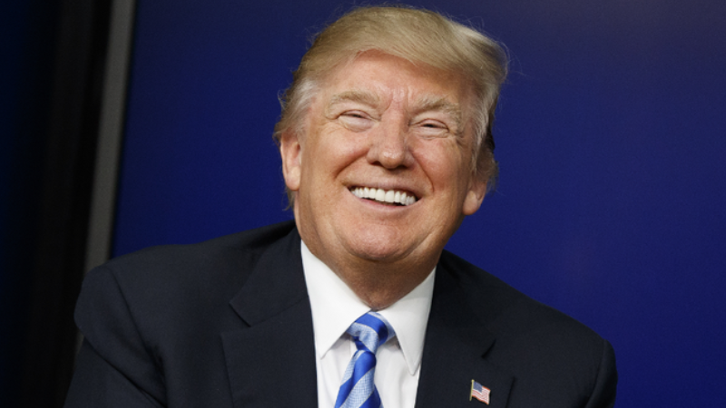 Tổng thống Mỹ Donald Trump làm cầu nối Israel-UAE và Israel-Bahrain Tổng thống Mỹ Donald Trump làm cầu nối Israel-UAE và Israel-Bahrain