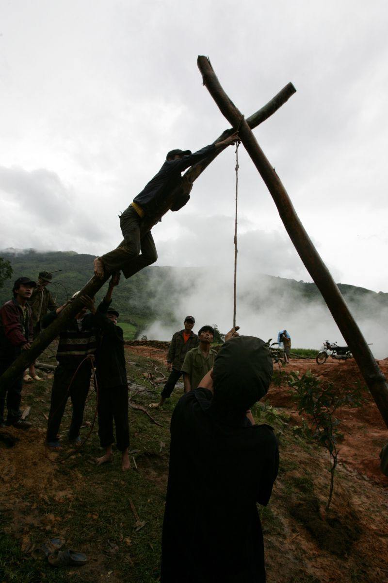 Đu quay và bập bênh là những hoạt động mang nét tín ngưỡng của tộc người Hà Nhì Đu quay và bập bênh là những hoạt động mang nét tín ngưỡng của tộc người Hà Nhì