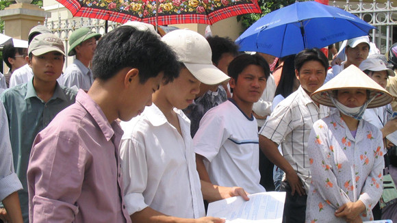 Đưa 200.000 sinh viên ra ngoại ô học ảnh 1