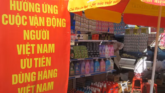 Tiếp tục kiểm soát chặt giá cả, chất lượng hàng hóa ảnh 1