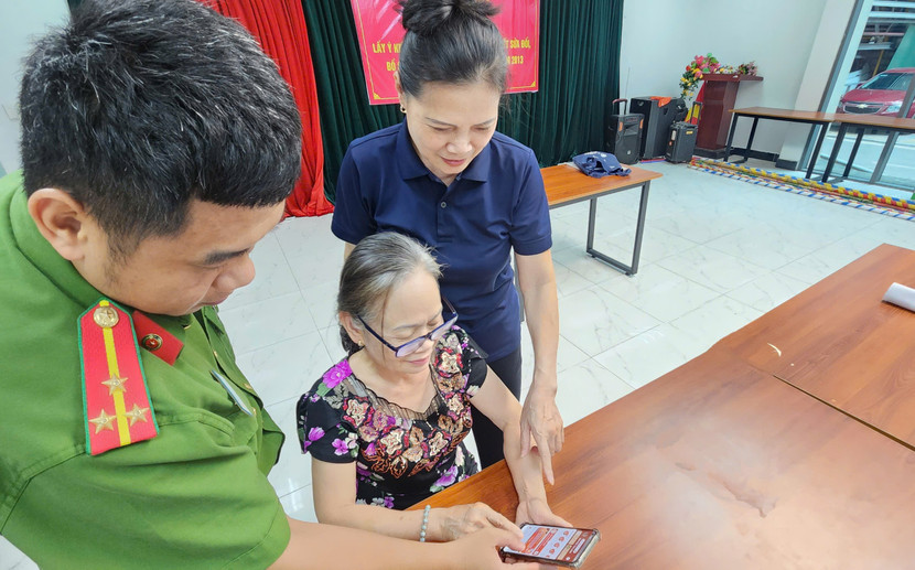 CAP Mỹ Đình 2 hướng dẫn nhân dân đóng góp ý kiến sửa đổi bổ sung một số điều của Hiến pháp năm 2013 CAP Mỹ Đình 2 hướng dẫn nhân dân đóng góp ý kiến sửa đổi bổ sung một số điều của Hiến pháp năm 2013