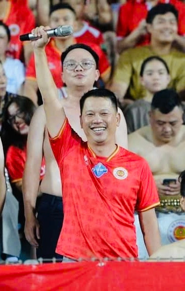 Anh Thanh Tùng - thành viên sáng lập Hội CHF, Chủ tịch Hội cổ động viên CLB bóng đá Công an Hà Nội