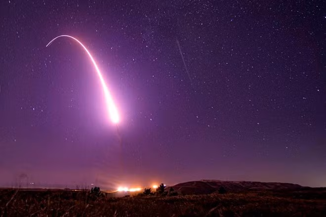 Một vụ thử tên lửa đạn đạo xuyên lục địa Minuteman III của quân đội Mỹ