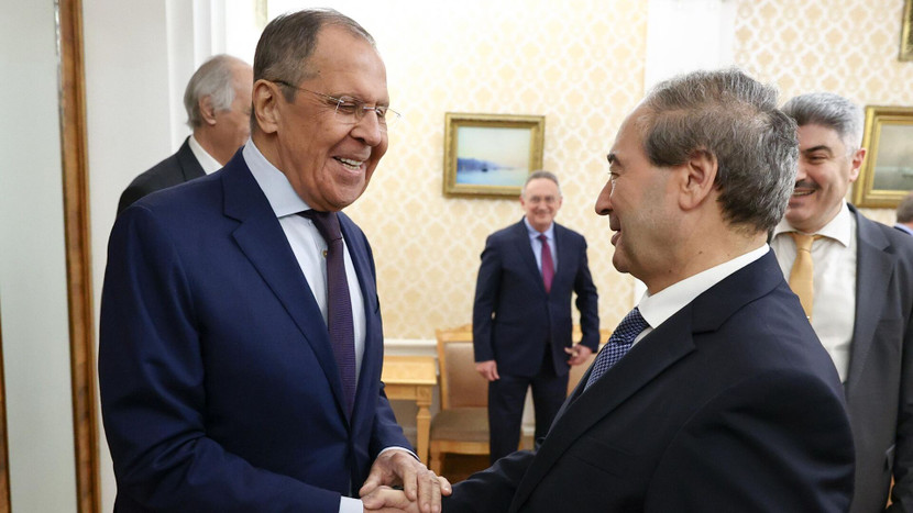Ngoại trưởng Nga Sergey Lavrov và người đồng cấp Syria Faisal Mekdad Ngoại trưởng Nga Sergey Lavrov và người đồng cấp Syria Faisal Mekdad