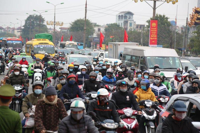 Quốc lộ 1 qua Ngọc Hồi cũng luôn trong cảnh ùn tắc kéo dài các đợt nghỉ dài trong năm Quốc lộ 1 qua Ngọc Hồi cũng luôn trong cảnh ùn tắc kéo dài các đợt nghỉ dài trong năm