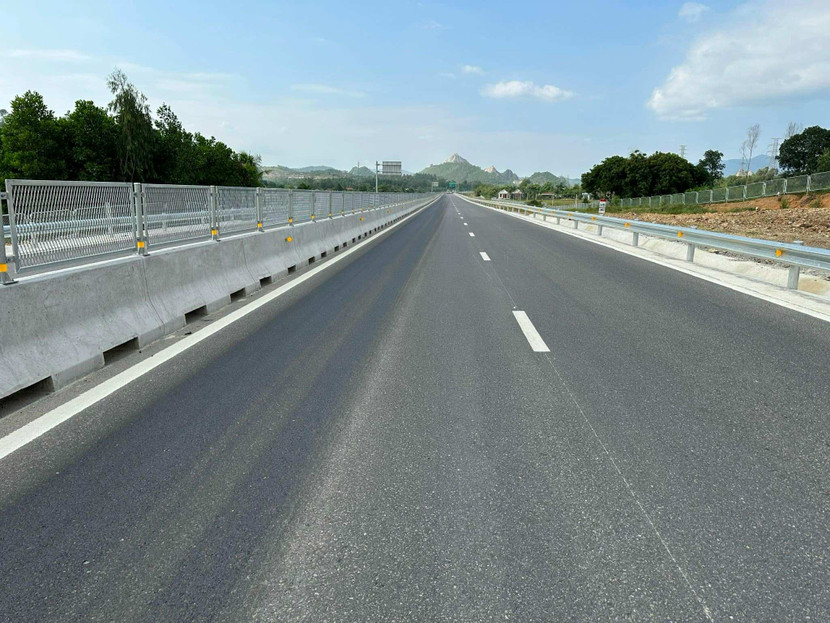 Cao tốc Nghi Sơn- Diễn Châu