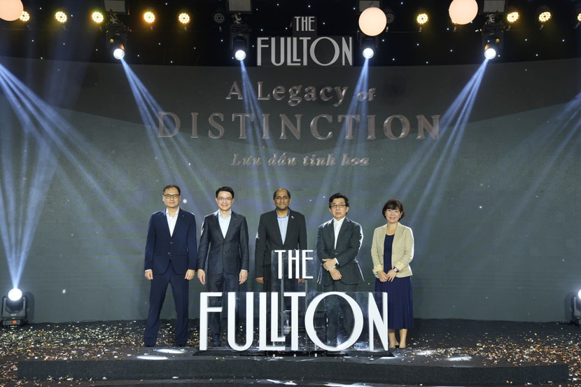 Ngài Jaya Ratnam, Đại sứ Singapore tại Việt Nam (giữa) cùng các lãnh đạo của CapitaLand Development Việt Nam và quốc tế cùng các nhà đầu tư nhấn nút khởi công dự án The Fullton Ngài Jaya Ratnam, Đại sứ Singapore tại Việt Nam (giữa) cùng các lãnh đạo của CapitaLand Development Việt Nam và quốc tế cùng các nhà đầu tư nhấn nút khởi công dự án The Fullton