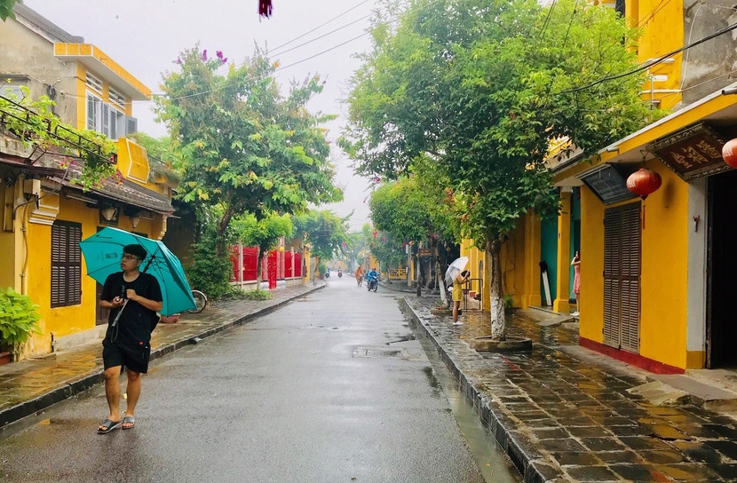 Hội An là điểm đến hấp dẫn với cả du khách trong và ngoài nước