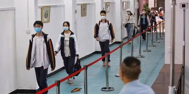 Sinh viên có thị thực hợp lệ từ Trung Quốc, Iran, Brazil và Nam Phi sẽ đủ điều kiện để được miễn các lệnh cấm nhập cảnh vào Mỹ