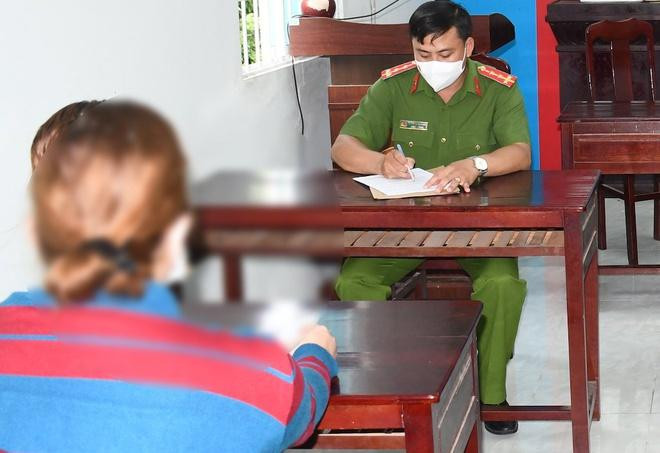 Cảnh sát tiếp nhận tin báo tội phạm từ người dân. Ảnh: Zing Cảnh sát tiếp nhận tin báo tội phạm từ người dân. Ảnh: Zing