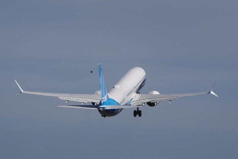 Máy bay Boeing 737 MAX 10