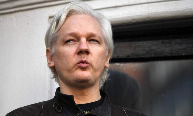 Người sáng lập WikiLeaks Julian Assange