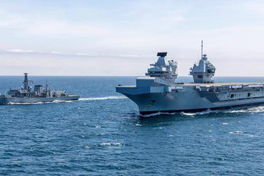 Bức ảnh về cuộc chạm trán giữa tàu chiến Anh-Nga được Hải quân Hoàng gia Anh đăng chiều 22-9-2021 Bức ảnh về cuộc chạm trán giữa tàu chiến Anh-Nga được Hải quân Hoàng gia Anh đăng chiều 22-9-2021