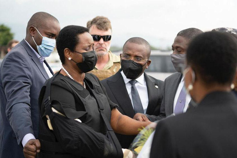 Bà Martine Moise ngày 17-7 về nước dự lễ tang chồng