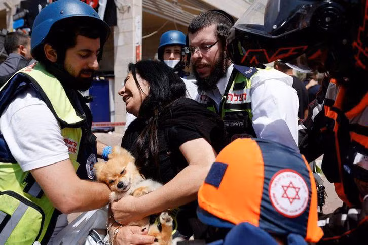 Bộ Y tế Palestine thông báo các cuộc không kích khiến 39 cư dân ở Dải Gaza thiệt mạng, bao gồm 10 trẻ nhỏ