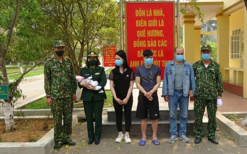 Các đối tượng có hành vi mua bán trẻ em và tàng trữ trái phép chất ma túy bị lực lượng biên phòng Quảng Ninh bắt giữ. Nguồn: vov.vn