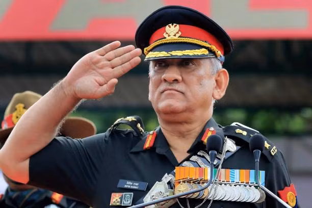 Tổng tham mưu trưởng quân đội Ấn Độ qua đời sau khi chiếc trực thăng quân sự chở ông rơi xuống khu vực Coonoor