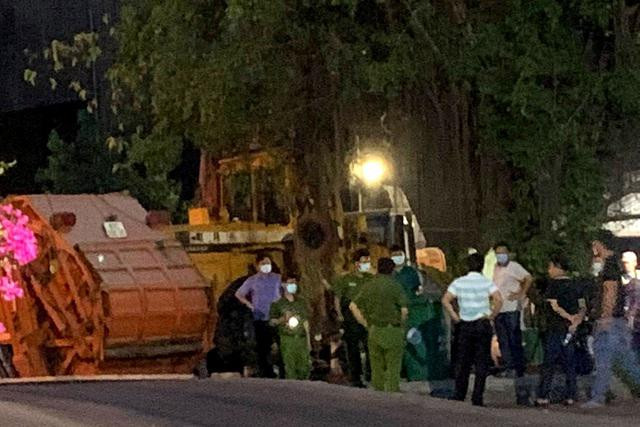 Cơ quan công an khám nghiệm hiện trường. Nguồn: dantri.com.vn Cơ quan công an khám nghiệm hiện trường. Nguồn: dantri.com.vn