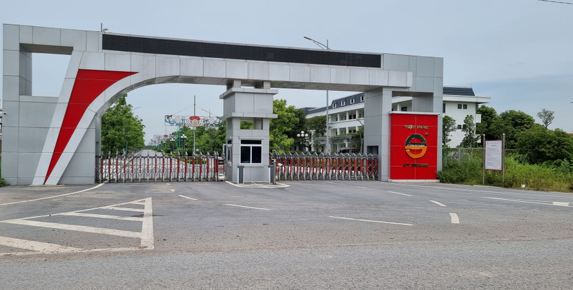 Tàu thuyền bị hạn chế trên sông Lục Nam để thi công cảng nội địa nhà máy nhiệt điện An Khánh- Bắc Giang Tàu thuyền bị hạn chế trên sông Lục Nam để thi công cảng nội địa nhà máy nhiệt điện An Khánh- Bắc Giang