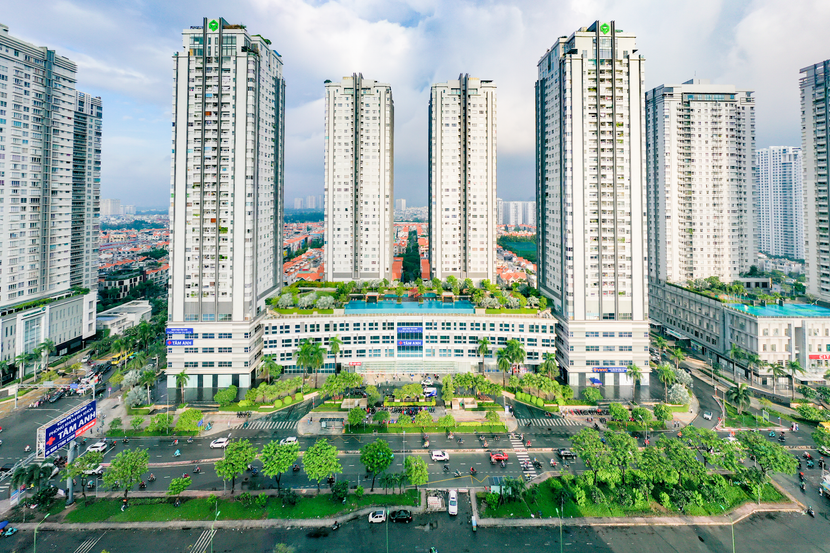 VNVC Sunrise City Quận 7 tọa lạc ở giữa khu đô thị Phú Mỹ Hưng, Quận 1, Quận 4, Quận 8 và huyện Bình Chánh, huyện Nhà Bè. Ảnh: Hà Châu