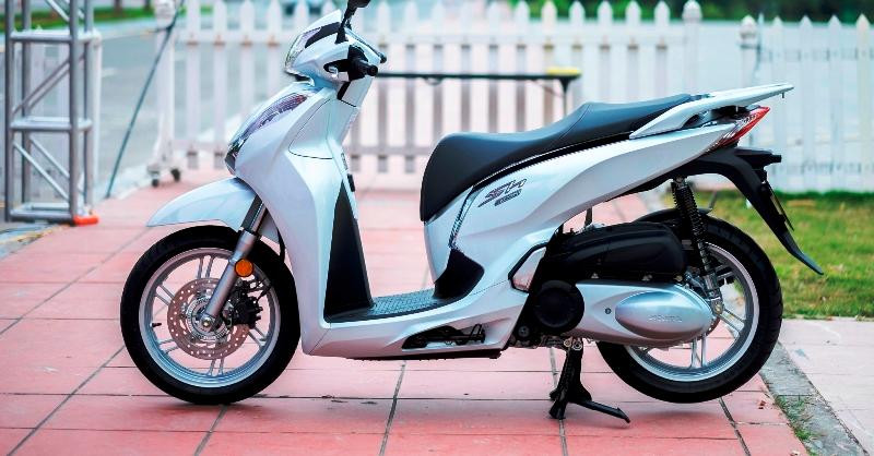 Honda Việt Nam triệu hồi hơn 1.300 xe tay ga siêu sang SH300 nhập khẩu từ Ý Honda Việt Nam triệu hồi hơn 1.300 xe tay ga siêu sang SH300 nhập khẩu từ Ý