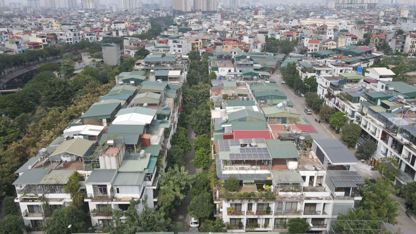 KĐT Ao Sào với hàng trăm căn biệt thự liền kề cùng bị dột, thấm dù mới đưa vào sử dụng không lâu