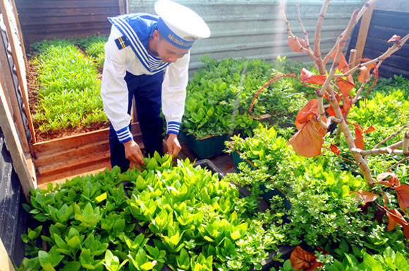 Dành trọn tình yêu cho Trường Sa - biển trời thiêng liêng của Tổ quốc ảnh 8