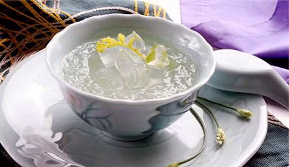 Dùng mủ trôm chế yến chưng sẵn "xịn" giá bèo, kiếm siêu lợi nhuận? ảnh 2