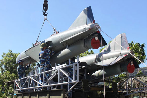 Đánh giá khả năng cơ động sẵn sàng chiến đấu ở Lữ đoàn 680, Vùng 3 Hải quân ảnh 9