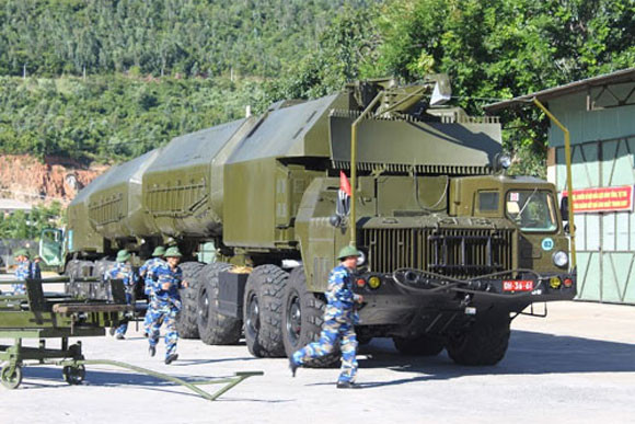 Đánh giá khả năng cơ động sẵn sàng chiến đấu ở Lữ đoàn 680, Vùng 3 Hải quân ảnh 5